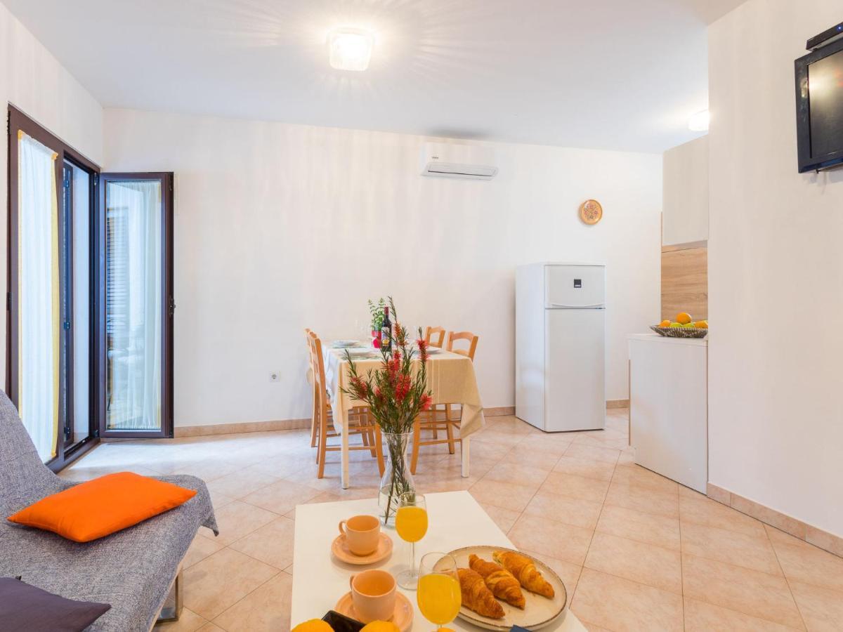 Apartment Tireli - Prc143 By Interhome Porec Exterior photo